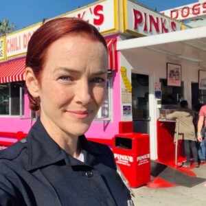 Annie Wersching Instagram - Officer Brasher reporting for duty! 👮‍♀️🚔🚨 @boschamazon  #TheBisBack! @michaelconnellybooks @tituswelliverofficial #Bosch #JuliaBrasher #Brasher @wellivert