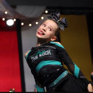 Anniston Price Instagram - Action shots from last weekend's competition @varsityallstar Battle under the Big Top! We love our team, Onyx!