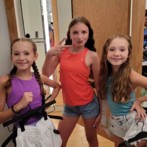 Anniston Price Instagram - Birthday shenanigans with my besties! Happy 11th Birthday to my twinnie @annistonpricetwins!