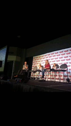 Anniston Price Instagram - Feeling nostalgic! Our first con panel with @kylakenedy when we were 4. We loved having a microphone on stage. 🤣🤣