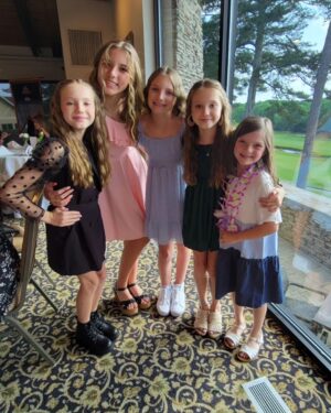 Anniston Price Instagram - Banquet night!