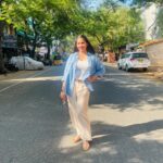 Anshita Akbarsha Instagram - You’re braver than you believe, and stronger than you seem, and smarter than you think. ...🧿🤍 #bepositive #behappy #love #smile #flyhigh #beloved #anshithaanji