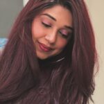 Antara Mitra Instagram - Happy Holidays people 🌼♥️