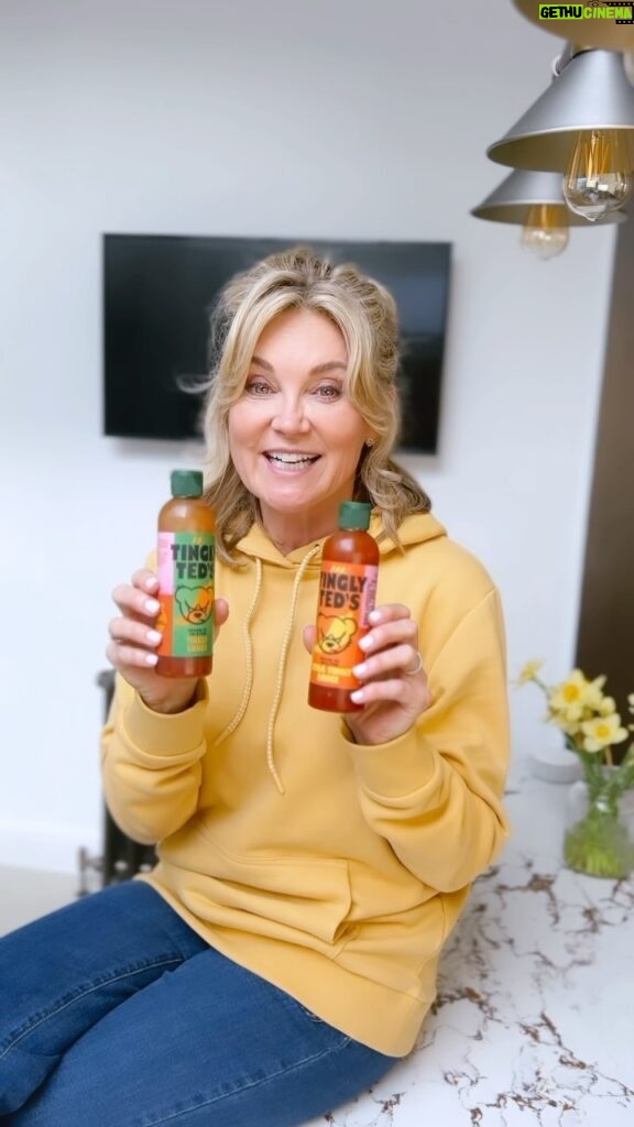 Anthea Turner Instagram - If you are a big Ed Seeran Fan you’ll like ……..He and his mate Ted have made some hot chilli sauce 🥵 It’s called Tingly Ted’s and if you hop over to his insta @tinglyteds you can find out more about his best friend Ted and what they get up to!! 🌶️ Sweatshirt @mountainwarehouse