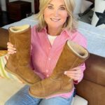 Anthea Turner Instagram - So today I’ve actually got as question for you, does anybody know anyone who can mend holes in Ugg type boots. These are not actually Uggs they are @australialuxeco 3 cobblers have said No 😬 I’ve asked my upholster, who said bring them along, and he can see if he can put them through the machine, so we shall see. But, if any of you can mend them or know someone who can please do let me know, will be very grateful! Thank you x