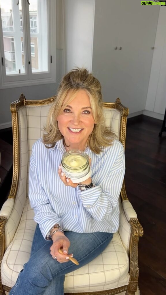 Anthea Turner Instagram - The weathers getting warmer, winter clothes are coming off so all I’m going to say to you is: - Feet - Knees - Elbows Get them back in the room nourished and ready to party! BODY 3 - is a feast for your skin! 🌟✨ With its whipped cream texture and irresistible scent, it glides on effortlessly, leaving your skin feeling nourished and pampered from head to toe. Plus, a little goes a long way, ensuring long-lasting luxury! Treat yourself today with 15% OFF all of our By Anthea Turner products with code - SPRINGCLEAN 🌸 Discount running for a limited time only. #BODY3 #BALM6 #ByAntheaTurner