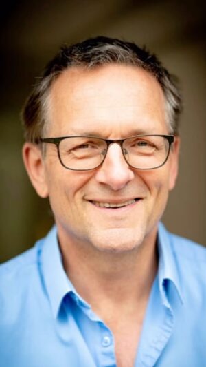 Anthea Turner Instagram - I know you’ve been following Dr Michael Mosley’s story I’ve been glued to every update but this was the tragic news we all feared. 

With so much passion and a cheeky smile on his face he spent his life encouraging us all to make healthy choices.
He wanted everyone to live a longer, better, more fulfilled life. 

His family will be broken, thinking of them and his friends on Symi.

😔 @michaelmosley_official