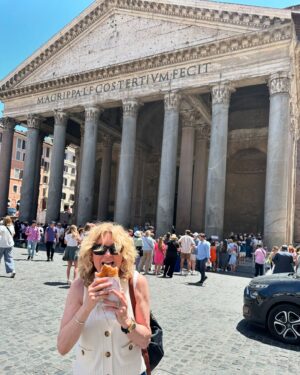 Anthea Turner Instagram - Just a quick few Birthday pictures from Sunny Roma 🥂🎉

Looking at these and others all we seem to have done is eat walk and drink loads of coffee !! 🤣

Will give you our itinerary in another post in case it’s on your list of places to go 

It’s our 3rd time so getting to know it well. 

Thank you Mark 🫶💋