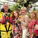 Anthea Turner Instagram – Few pictures here to show you one of my big reasons for popping over to @rhschelsea this year.

It was to help champion rose breeder 
Ian Limmer of @peterbealesroses launch his new baby.

This beautiful cluster rose called ‘With Courage’ will help raise ‘hopefully’ around 40k for the @rnli 

As you know, Blue Peter has a long history of support for the RNLI

During my time on the show I took part in many of their training exercises, so many in fact I had my own uniform!! 

30 years later I wore it proudly again and for the last time as I’ve donated it compleat with badges to the RNLI Museum in Tenby Pembrokeshire – The place aged 6 with Dad I watched my first launch.

It’s not there yet but when it is I’ll feel very proud 😊 

Obviously the BP fam were also there to help and just great to be with @lindseyjrussell and @missjanetellis 

Also a delight to meet another supporter @joannascanlanofficial 🎭

What a team !!🌺🌺🌺🌺