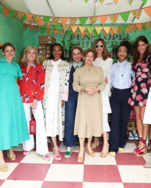 Anthea Turner Instagram - Just sorting through a few Chelsea Flower show pictures - These are from yesterday visiting shoe designer @penelopechilvers

You know I’m a big fan, totally love her shoes and boy do you need a glam pair of espadrilles when you’re walking around the show ground. 

Cowboy boots are in - I’ve trawled the world for the perfect pair and Penelope’s are the best, a boot  investment you’ll  have for ever 🫶🫶🫶🫶

My top survived the rain so I now know it’s a great ‘packer’ blouse designed by my friend @toniabuxton for her brand @templeofrhapso all finished off with a @itsmeluluguinness fun phone box bag.
Phone, Credit Card  lipstick and Oyster Card for the 170 home !! 

What more do you need ☺️ 

Will post some from Monday but just going through 🌿🌺🌿🌺

@rhschelsea
