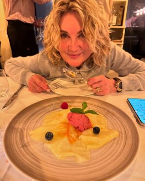 Anthea Turner Instagram - Just a quick few Birthday pictures from Sunny Roma 🥂🎉

Looking at these and others all we seem to have done is eat walk and drink loads of coffee !! 🤣

Will give you our itinerary in another post in case it’s on your list of places to go 

It’s our 3rd time so getting to know it well. 

Thank you Mark 🫶💋