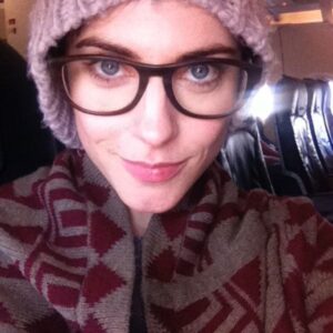 Antje Traue Instagram - Weekend #cominghome