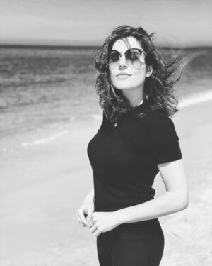 Antje Traue Instagram - Endless love. #grateful #luckyme #ocean #wind #sun #sandburg #hopeful #lighthouse #bluehour #blackandwhitephotography @blondesugarfree