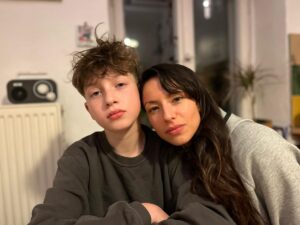 Antonia Giesen Instagram - La insoportabilidad de una madre.