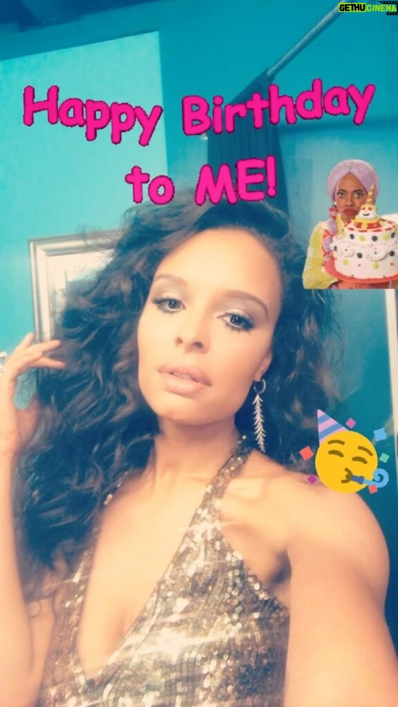 Antonique Smith Instagram - Thank you for all the birthday love today!!!! So grateful!!!! Love y'all!!! ❤️❤️❤️❤️❤️🥳🥳🥳