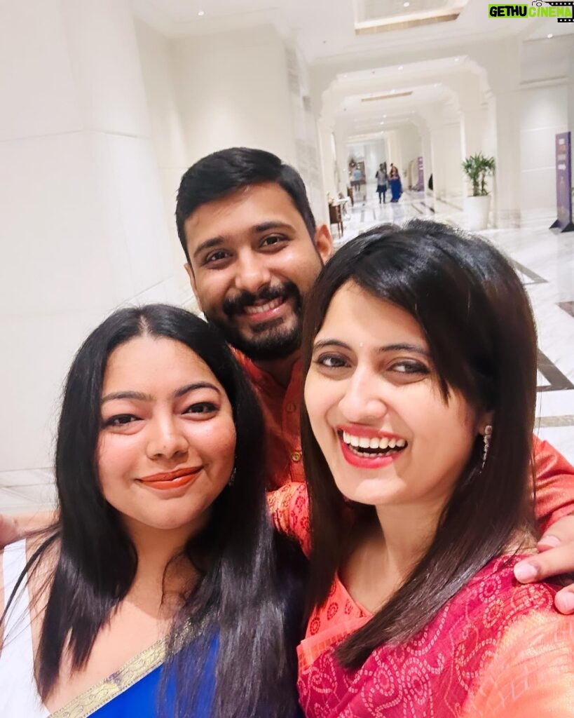 Anubha Sourya Sarangi Instagram - Diwali Party at ITC ❤️🪔🎉💃