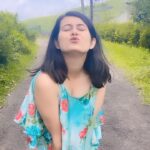 Anubha Sourya Sarangi Instagram - Padigali mu majhire.. 😂 (Gir gayi mein beech mein.. 😅)
