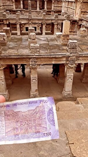 Anubha Sourya Sarangi Instagram - Rani ne raja ke yaad mein banaya stepwell! 
True ❤️ 

📸 @dheerrr_