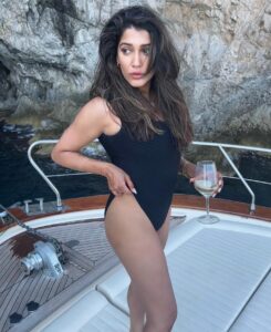 Anuja Joshi Instagram - 🌊