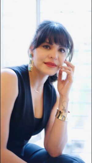 Anuja Sathe Instagram - Oh La la ❤️
#just #suitup 
📷🎥 : @portraitdeewana