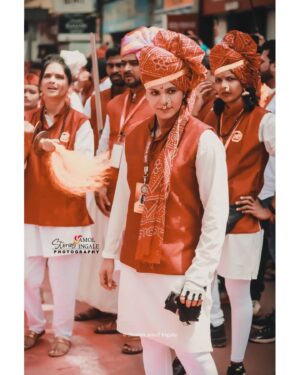 Anuja Sathe Instagram - Stories amol ingale photography 

गणेश विसर्जन मिरवणूक २०२३

Actres - अनुजा साठे
फोटोग्राफी - Stories amol ingale 
पथक - कलावंत पथक 

#experssion  #candid #candidphotography  #starvadak  #kalavanthpathak #smile  #dholtasha  #puneclickarts  #maharashtra 
#canonphotography  #canon  #canonindiaofficial 
#streetofmaharashtra  #instamarathilover  #insta_maharashtraclickers  #dhol_tasha_lover_  #instamaharashtra  #dwajdhari  #maharashtra_status_  #we_maharashtrian  #_indiasb  #india_clicks  #punephotographylovers  #pune 
#storiesamolingalephotography