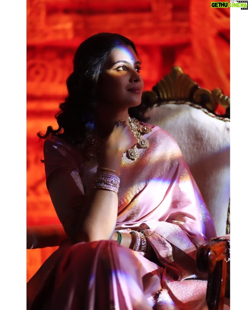 Anusha Hegde Instagram - ⭐️⭐️⭐️⭐️⭐️⭐️ Saree: @levishasarees Pc: @s.a_arun_ Jewellery: @new_ideas_fashions