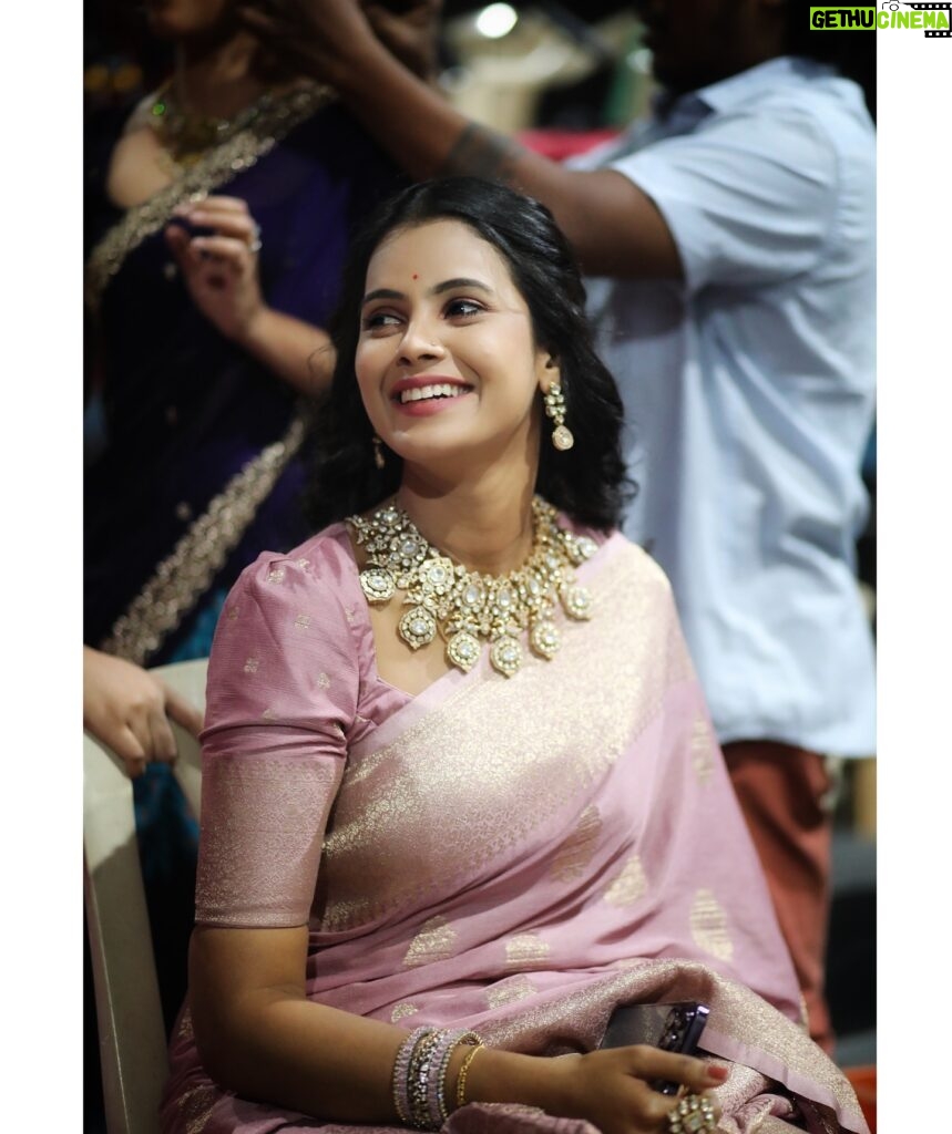 Anusha Hegde Instagram - ⭐️⭐️⭐️⭐️⭐️⭐️ Jewellery: @new_ideas_fashions Pc: @s.a_arun_