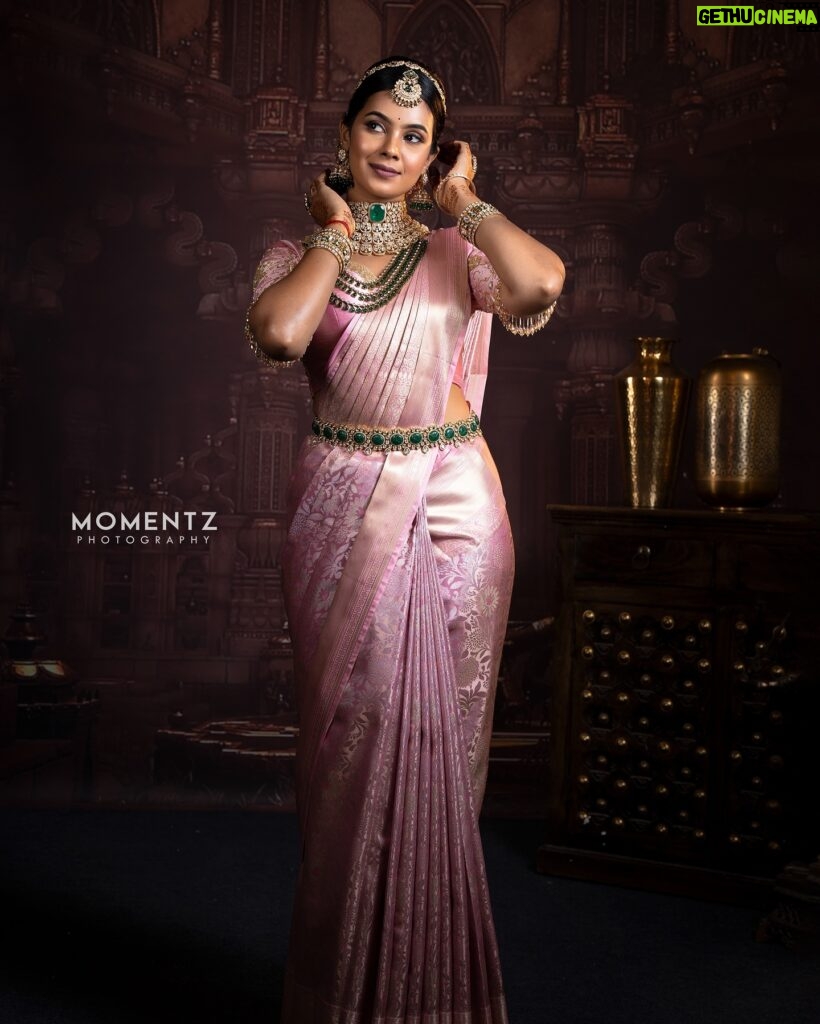 Anusha Hegde Instagram - Embrace the elegance of tradition❤️ ⭐️⭐️⭐️⭐️⭐️⭐️ MUA: @profile_makeover Saree draping: @style_with_anbu Hair style: @mani_stylist_ Blouse: @vika.label Pc: @momentzstudio Jewellery: @new_ideas_fashions