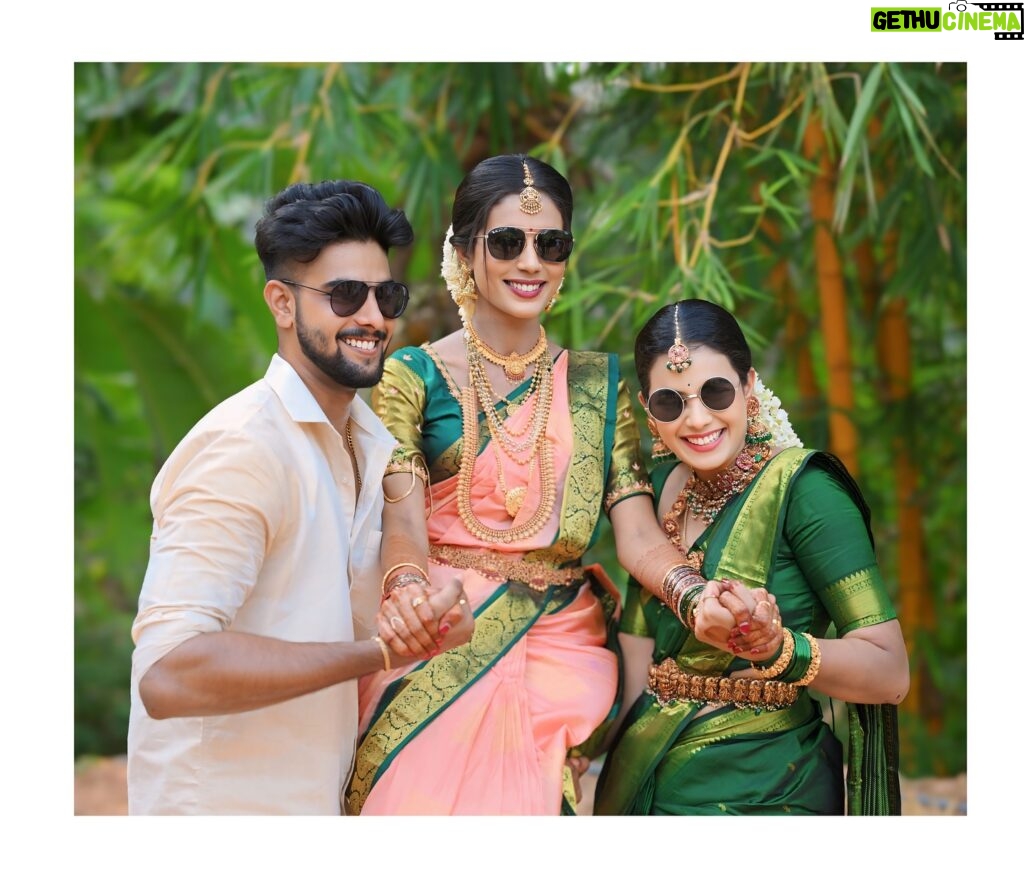 Anusha Hegde Instagram - Heart feels complete when we are together ❤️ ⭐️⭐️⭐️⭐️⭐️⭐️
