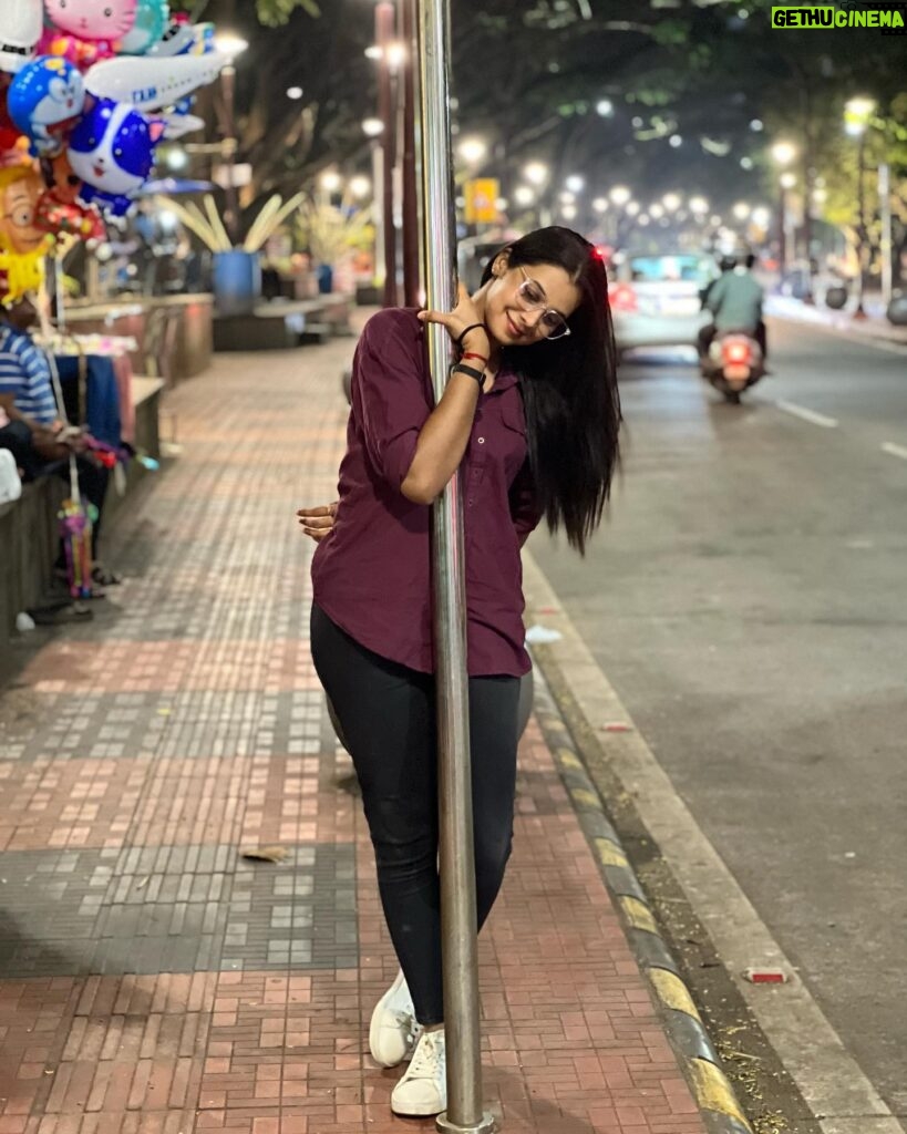 Anusha Hegde Instagram - Shimmering streets, where dreams and reality meet. ⭐⭐⭐⭐⭐⭐