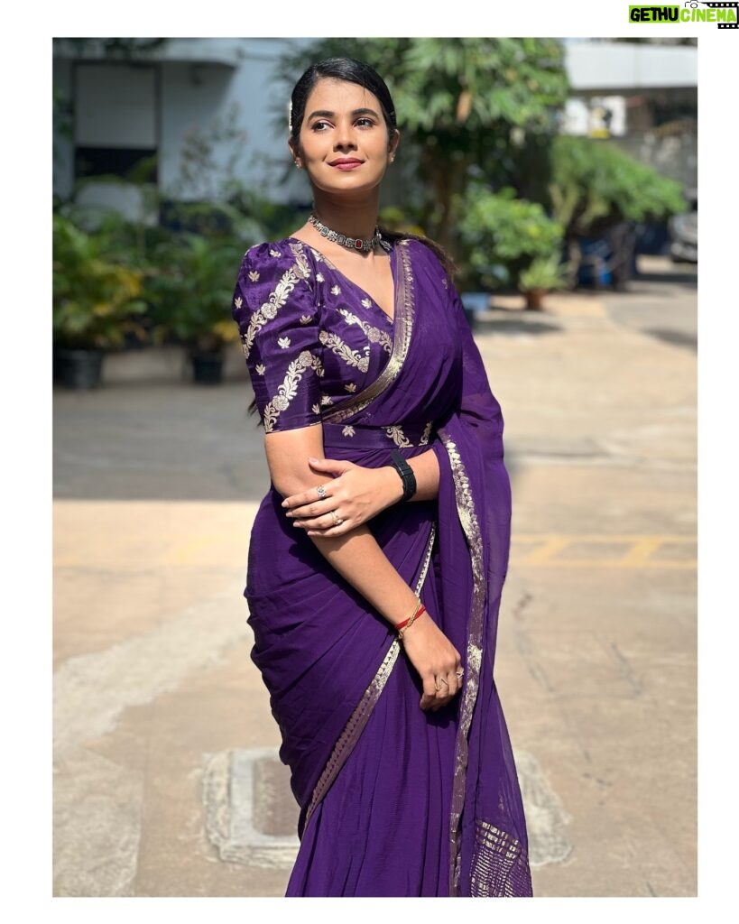 Anusha Hegde Instagram - ⭐️⭐️⭐️⭐️⭐️⭐️ Saree: @elegant_fashion_way Designed by: @oshinanil Hairdos: @ganesh_hair_architect Jewellery: @rental_jewellery_mohe