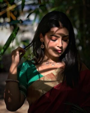 Anushka Goswami Instagram - Bayaan🥀

📸 @achatterjee4 daa😁

#photooftheday #sunlight #love #gantchora #starjalsha