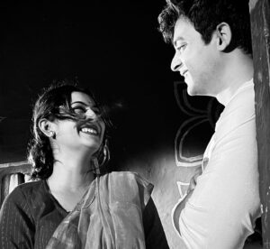 Anushka Goswami Instagram - সংসারে সব কাজে ধ্যানে জ্ঞানে হৃদয়ে রহো ॥😇