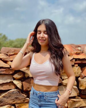 Anvesha Vij Instagram - Happiness🦋