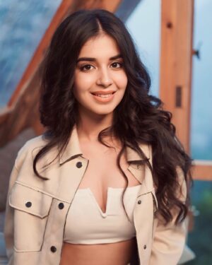 Anvesha Vij Instagram - 🏔