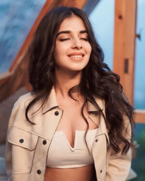 Anvesha Vij Instagram - 🏔