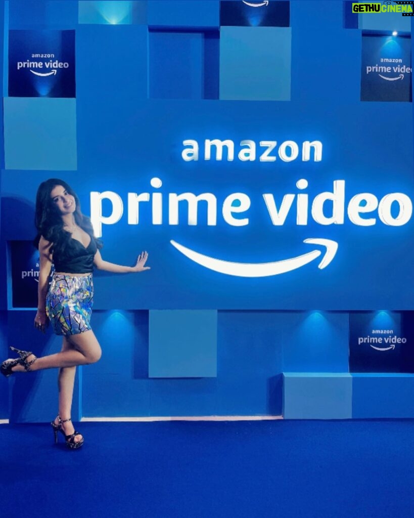 Anvesha Vij Instagram - To a new beginning🥂 Crashcourse coming soon only on Amazon prime!💫 #crashcourse @primevideoin @owlet.films @vjymaurya @manish.hariprasad