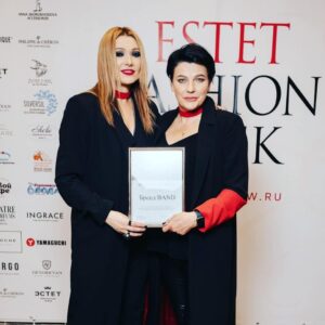 Anzhelika Agurbash Instagram - 🟥 band - На яркой полосе❗
www.band.fashion

🟥 Стильная, смелая, креативная, и в то же время доступная и многофункциональная коллекция! На все вкусы, и на все случаи жизни!  Коллекция для тех, кто любит спорт, шик, и конечно же никогда не выходящую из моды элегантность и простоту, умноженную на универсальность и практичность!
Наш бренд для тех, кто ведёт активный образ жизни, умеет хорошо и много работать, а также качественно и интересно отдыхать!

🟦 Благодарим всех, кто принимал участие в создании бренда и представлении  коллекции на @estetfw 💫

🟨 @angelicaagurbash @alexatarlini 
@tarlusha @vladimirbelovv @lubov_tarasevich
#мода #стиль #тренды22 #fashion
