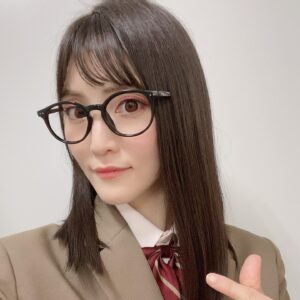 Aoi Koga Instagram - 今日は！
南早紀ちゃんのYouTubeチャンネルに
お邪魔します〜✨
YouTubeライブ！！
嬉しい〜とても楽しみです😍

ということで、先日の朗読劇の写真📸
81チームでの朗読劇、楽しかったなぁ…
なんかやっても絶対拾ってくれる安心感と信頼感✨

そう、みなみと一緒に朗読劇に出演するって
実は今まで中々なかったから
すごく嬉しかったのですよ🥲💓

また一緒にお芝居したい！！

今日はよろしくね☺️💓

＃南早紀
＃チョコレートはミツの味
＃と、
＃関係ないけど
＃梅の花が綺麗でした。
＃おすそわけ。