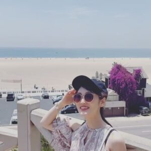 Aoi Koga Instagram - おはようございます☀
これからニューヨークに行ってきます！

ロサンゼルスの写真もあげられていなかったので、(いつもごめんなさい)
その時の写真もあげつつ、
今回はストーリーもいっぱいあげられたらいいなと思ってます！(今度こそ絶対)

かぐや様の魅力をたくさん伝えてきます💌

では…！！

#かぐや様は告らせたい 
#かぐや様