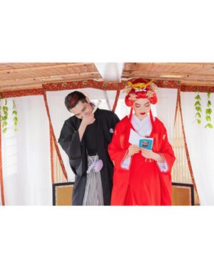 Aoi Yamada Instagram - ゼクシィさんとコラボレーションさせて頂き、
『今、結婚式をするなら……？』を
皆さんのご協力のもと実現していただきました💍
本日5/23発売です。誌面で見ていただけたら嬉しいです☺️
結婚はフィクションだけど愛は本物だよ！いっちゃん！ @tuki_takamura_ 

Sorry for the confusing post😂
It is collaboration for Japanese wedding magazine @zexyrecruit  so it's fiction but I feel real love to my friend Tuki(groom's role)🩷
It was exiting shooting for us🫶🏻
Thank you. 

人との出会い、すべてにありがとう。
ご協力頂いた山田屋さんはじめ、皆様に感謝申し上げます。
………

構成・トータルディレクション：生駒知子
撮影：磯部昭子
アートディレクター：河野未彩
スタイリスト：二宮ちえ
ヘア＆メイク：冨沢ノボル（CUBE）
着付け：金田恵理子
モデル：アオイヤマダ、高村 月、東京QQQ
装花：樹木女学園
お弁当制作：寺本りえこ
撮影協力：屋形船 山田屋

………