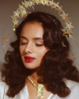 Aparna Brielle Instagram - from the archives✨ @cosmic.romantics / @kalie_johnston #ziegfeldgirl