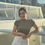 Apple Chan Instagram - October will be filled with happiness :)
