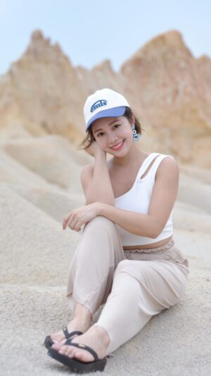 Apple Chan Instagram - Enjoy every moment
Cos there’s no rewind, only flashbacks 
TGIF!