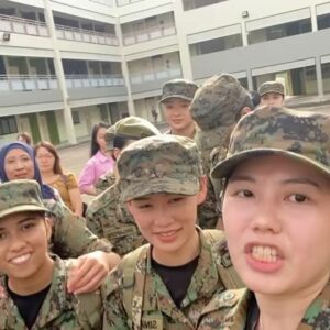 Apple Chan Instagram - Ah Girls Go Army Again is now out on NETFLIX! 

#netflix #netflixmovies #agga #ahgirlsgoarmy #ahgirlsgoarmyagain #singapore #sgmovie