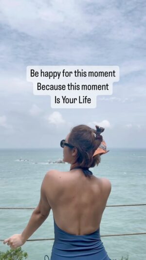 Apple Chan Instagram - Live in the moment.
Each day, each person, each situation is a gift to be enjoyed.