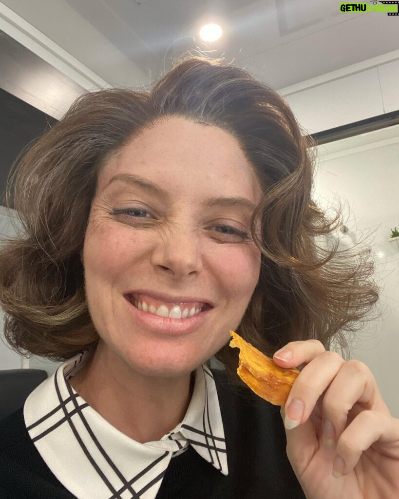 April Bowlby Instagram - Thanks @le0themua for my scratch & sniff. Scratch & popper …..stretch and stipple!!!!!! #ritaforever #agingmakeup #doompatrol