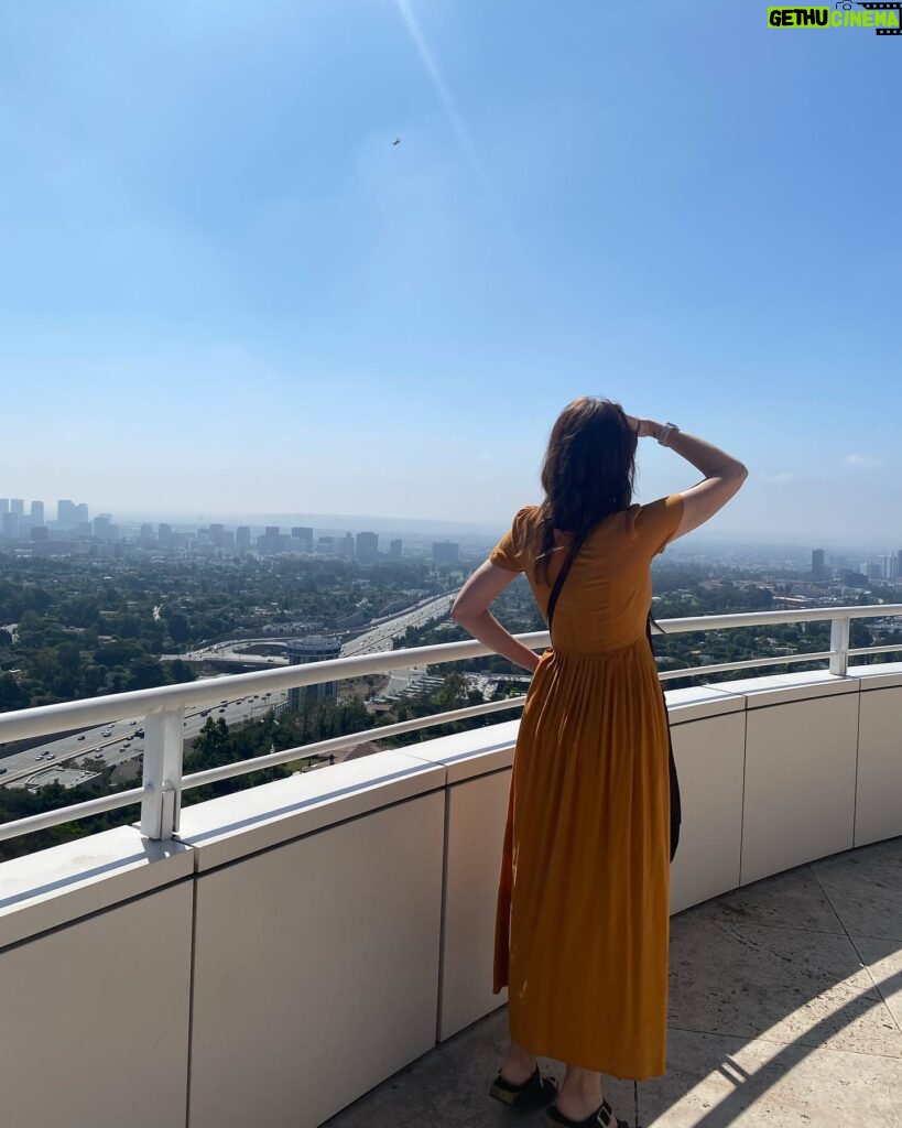 April Bowlby Instagram - Sun and sky. Getty 🖼️