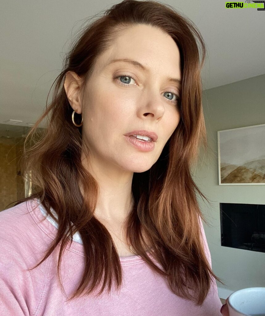 April Bowlby Instagram - @bondeyejewelry Everyday 😍