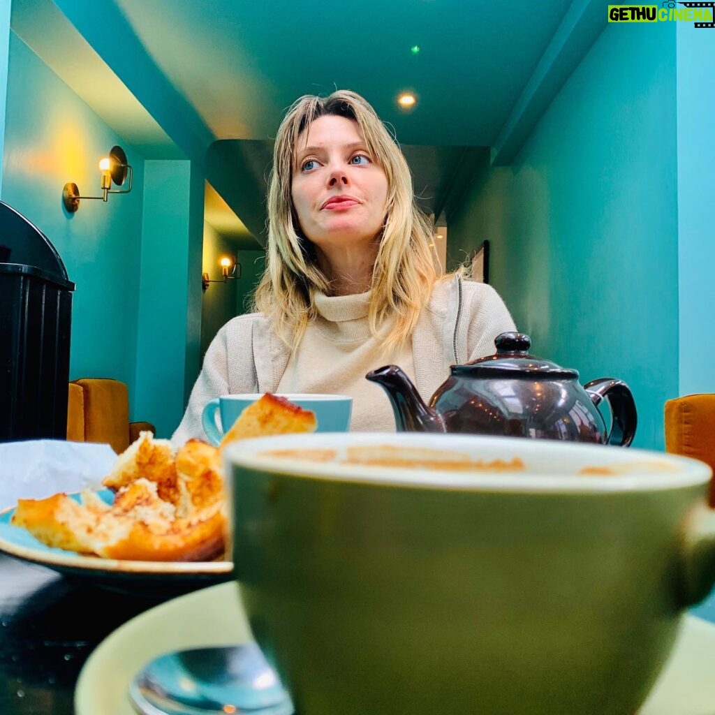 April Bowlby Instagram - English tea, blue wall, deep thoughts.